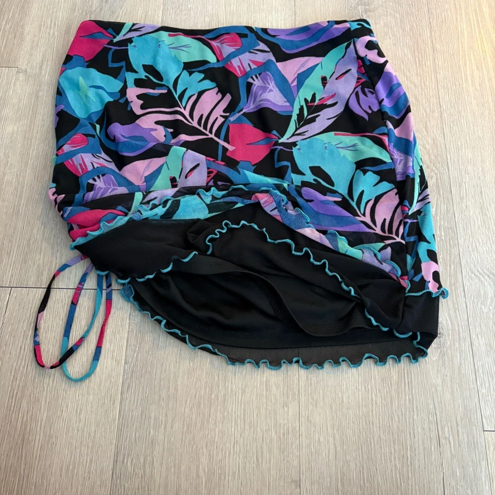 Wild Fable Womens Mesh Side Ruched Mini Skirt Large Black Tropical Leaf Print - Picture 8 of 16